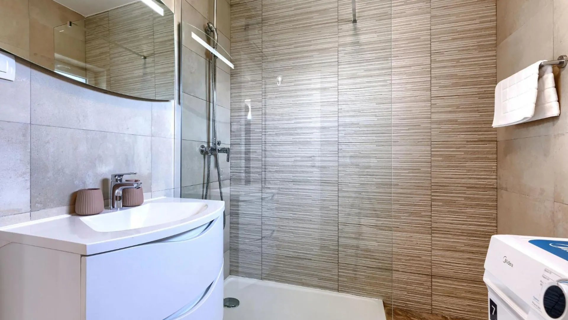 Apartment Marina - Nvg115 By Interhome Novigrad Istria